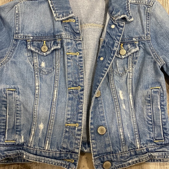 American Eagle Cropped Denim Jacket - Picture 3 of 3